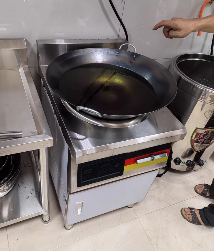 Bếp từ công nghiệp có tiết kiệm điện không